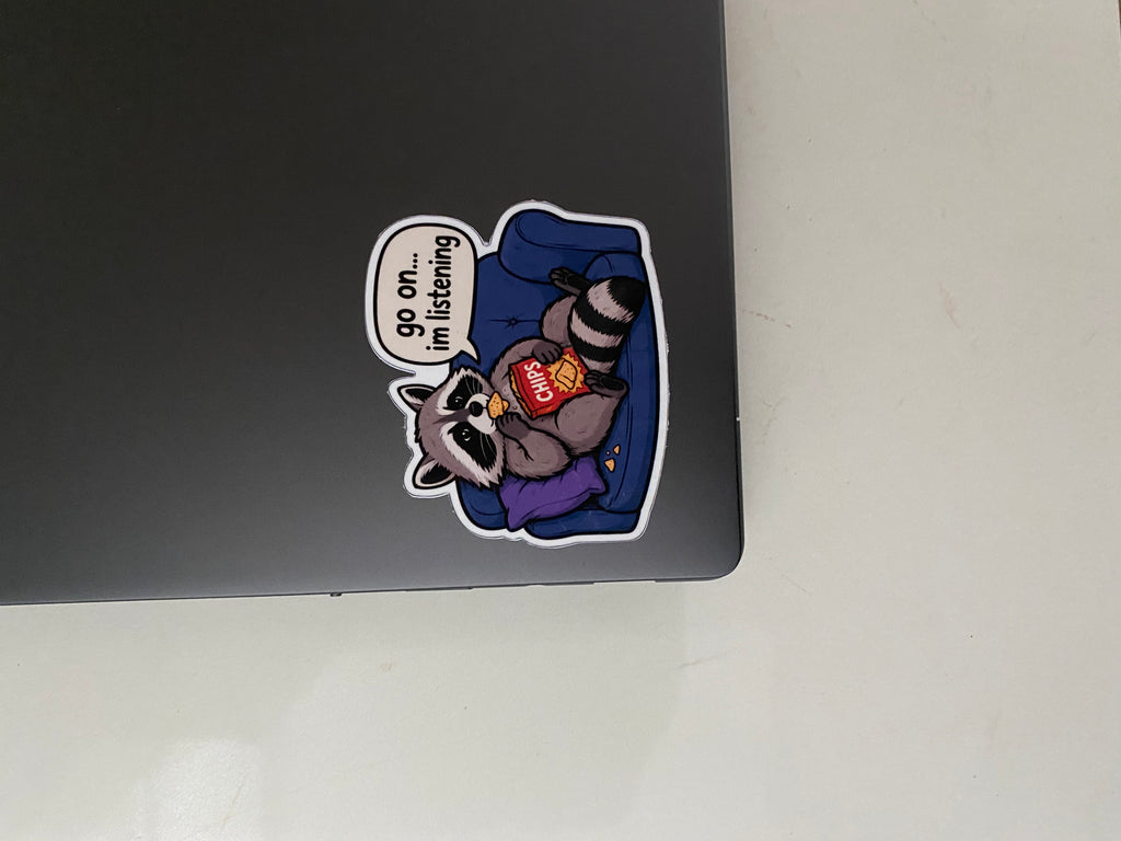 friendly racoon (3 inch)